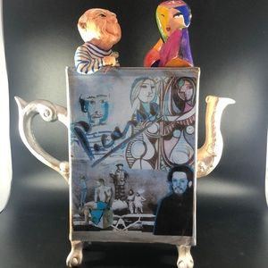 Romeo and Juliet tea pot style art piece